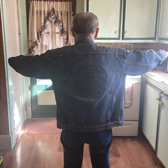 Harley Davidson Jean jacket - Picture 2 of 7